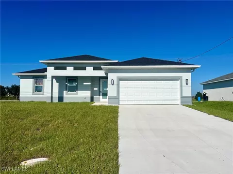 2704 Floyd Ave S, Lehigh Acres, FL 33976