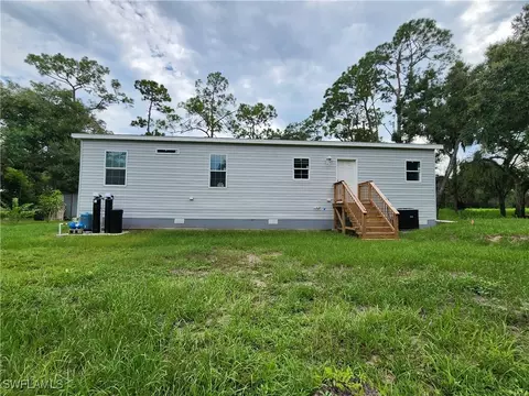 652 Magnolia Ave, Labelle, FL 33935 photo 25