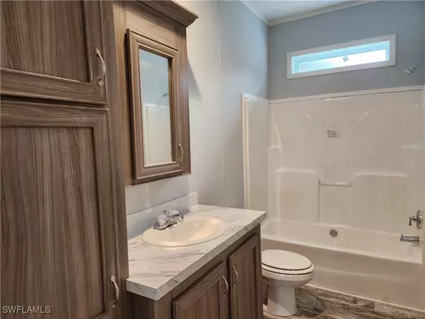 652 Magnolia Ave, Labelle, FL 33935 photo 21