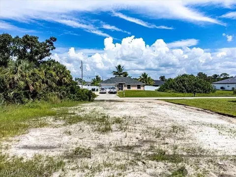 3134 NE 14th Pl, Cape Coral, FL 33909