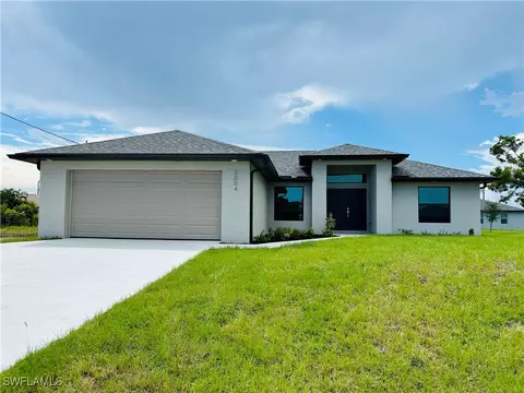 2004 Embers Pkwy W, Cape Coral, FL 33993