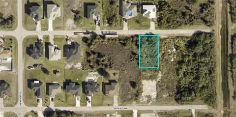 3207 33rd St SW, Lehigh Acres, FL 33976