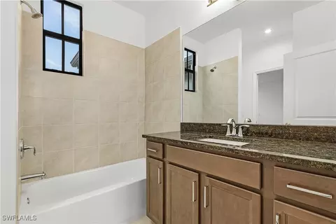 7498 Rockefeller Dr, Naples, FL 34119 photo 16