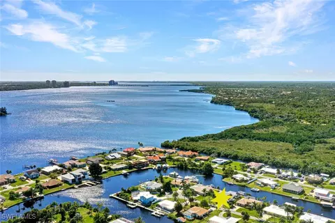 2159 Cape Way, North Fort Myers, FL 33917