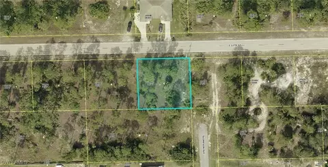 1230 E 12th St, Lehigh Acres, FL 33972