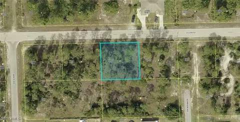 1220 E 12th St, Lehigh Acres, FL 33972