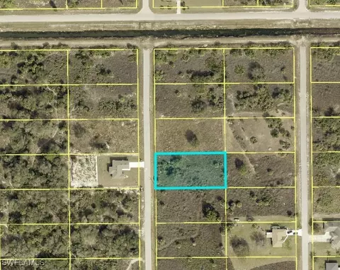 1512 Leroy Ave, Lehigh Acres, FL 33972