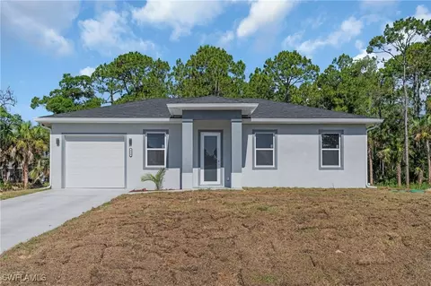 313 Vermont Way, Lehigh Acres, FL 33936