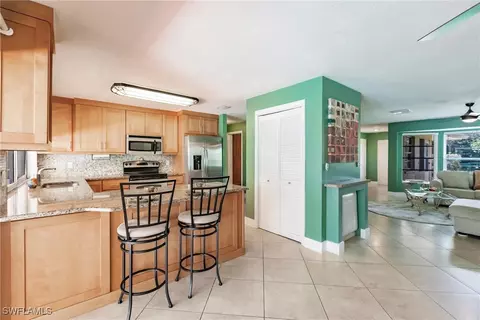 472 Palm River Blvd, Naples, FL 34110 photo 5
