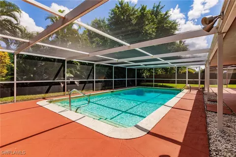 472 Palm River Blvd, Naples, FL 34110 photo 17