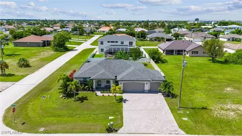3918 SW 14th Pl, Cape Coral, FL 33914