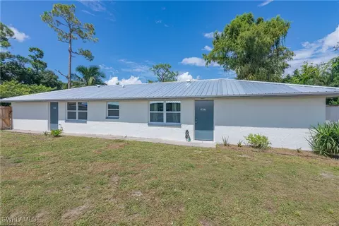 54755477 Eleventh Ave, Fort Myers, FL 33907