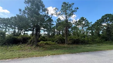 1054 Venture St, Lehigh Acres, FL 33974