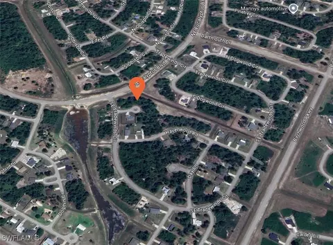 5010 Cyrus Ct, Labelle, FL 33935