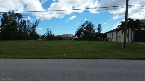 2126 SW 22nd Ter, Cape Coral, FL 33991