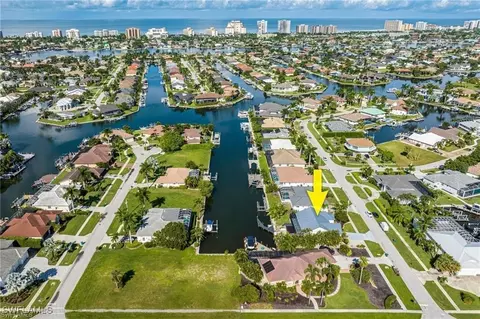 1291 Treasure Ct, Marco Island, FL 34145