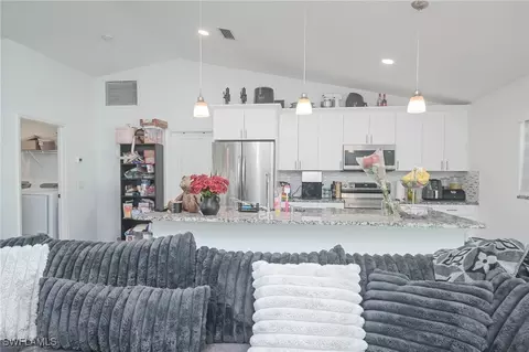 7979 19th Pl, Labelle, FL 33935 photo 3