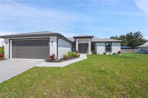 2611 NE 22nd Ave, Cape Coral, FL 33909