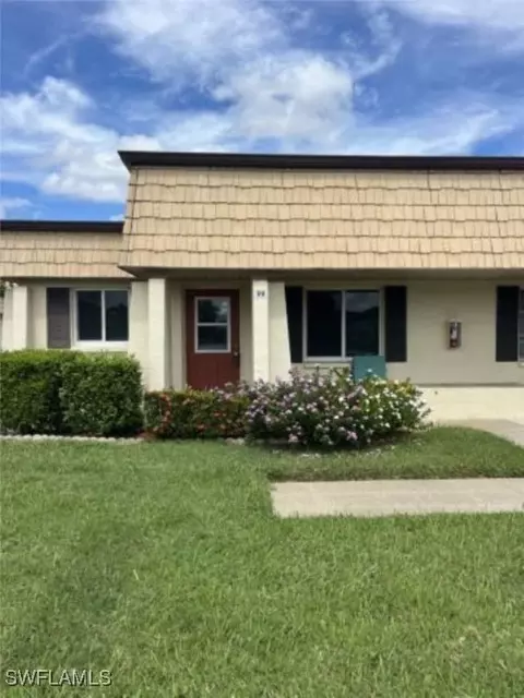 99 Bennington Dr, Fort Myers, FL 33919
