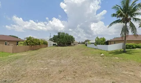 1121 NE 9th Ter, Cape Coral, FL 33909