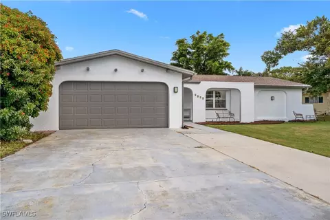 5219 Rutland Ct, Cape Coral, FL 33904