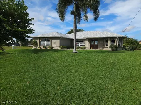4010 SW 25th Ct, Cape Coral, FL 33914