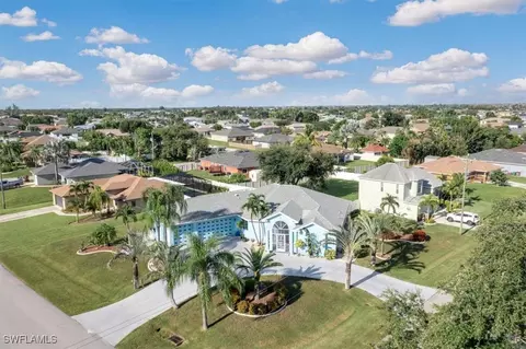 315 SE 2nd Ave, Cape Coral, FL 33990