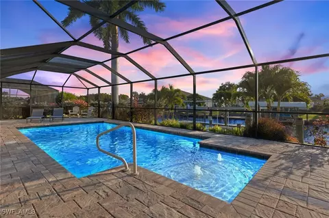 5328 Delano Ct, Cape Coral, FL 33904