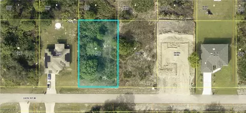 2714 39th St W, Lehigh Acres, FL 33971