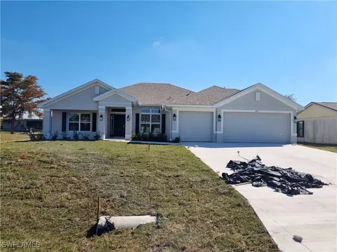 417 NW 20th Pl, Cape Coral, FL 33993
