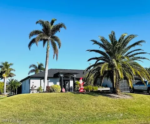 501 SW 11th Pl, Cape Coral, FL 33991