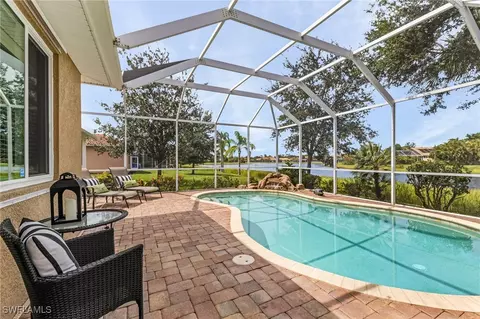 9410 La Bianco St, Fort Myers, FL 33967