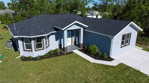 3708 40th St SW, Lehigh Acres, FL 33976
