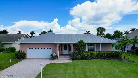 15477 Omai Ct, Fort Myers, FL 33908