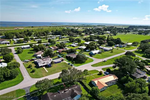 215 Esperanza Ave, Clewiston, FL 33440 photo 11