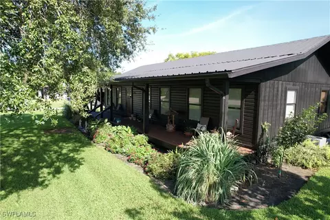 215 Esperanza Ave, Clewiston, FL 33440 photo 3