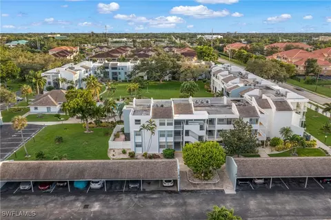 5959 Winkler Rd #320, Fort Myers, FL 33919