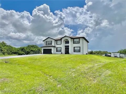 626 Chemstrand St E, Lehigh Acres, FL 33974