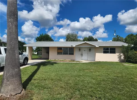 1442 Alwynne Dr N, Lehigh Acres, FL 33936