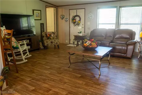 1808 Matthew Loop SE, Clewiston, FL 33440 photo 10