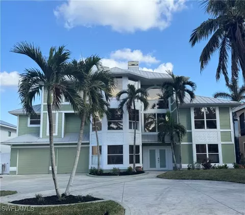 18141 Old Pelican Bay Dr, Fort Myers Beach, FL 33931