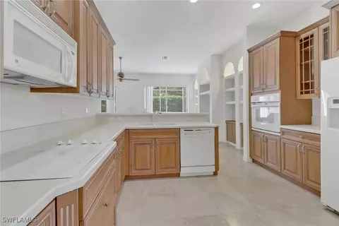 9246 Springview Loop, Estero, FL 33928 photo 12