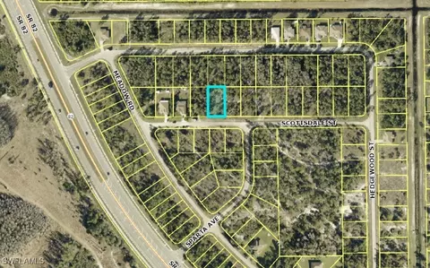 417 Scottsdale St, Lehigh Acres, FL 33974