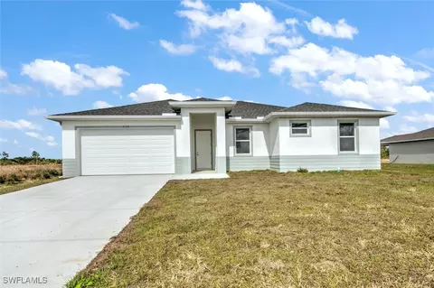 1004 Silverfish Dr, Labelle, FL 33935
