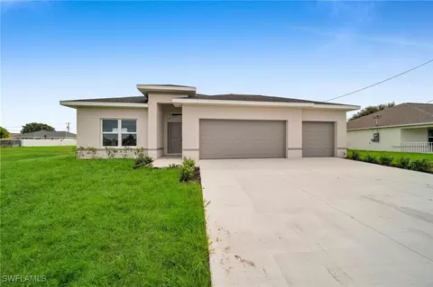 472 NE 3rd Pl, Cape Coral, FL 33909
