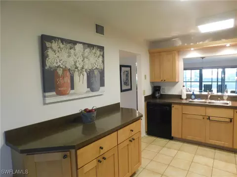 15448 Admiralty Cir #3, North Fort Myers, FL 33917