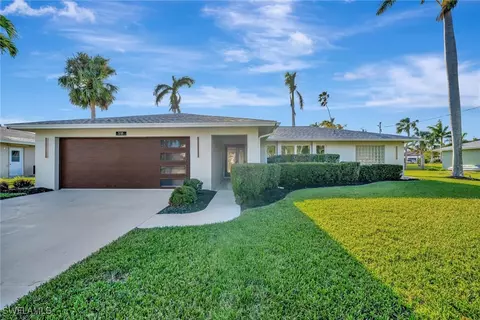 518 Peck Ave, Fort Myers, FL 33919