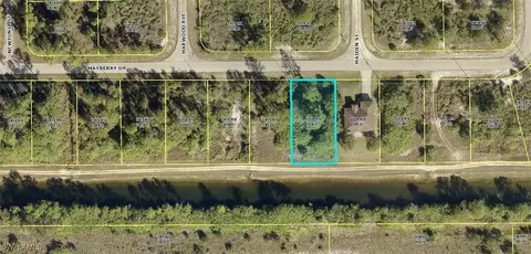 1842 Mayberry Dr, Lehigh Acres, FL 33972