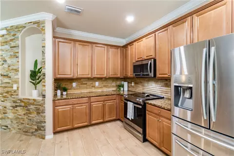 2029 Mandarin Ln, Naples, FL 34120 photo 8