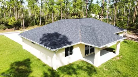 7655 19th Pl, Labelle, FL 33935 photo 6